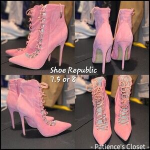 Shoe Republic Size 7.5 Pink Faux Suede Lace Up Pointed Ankle Booties
